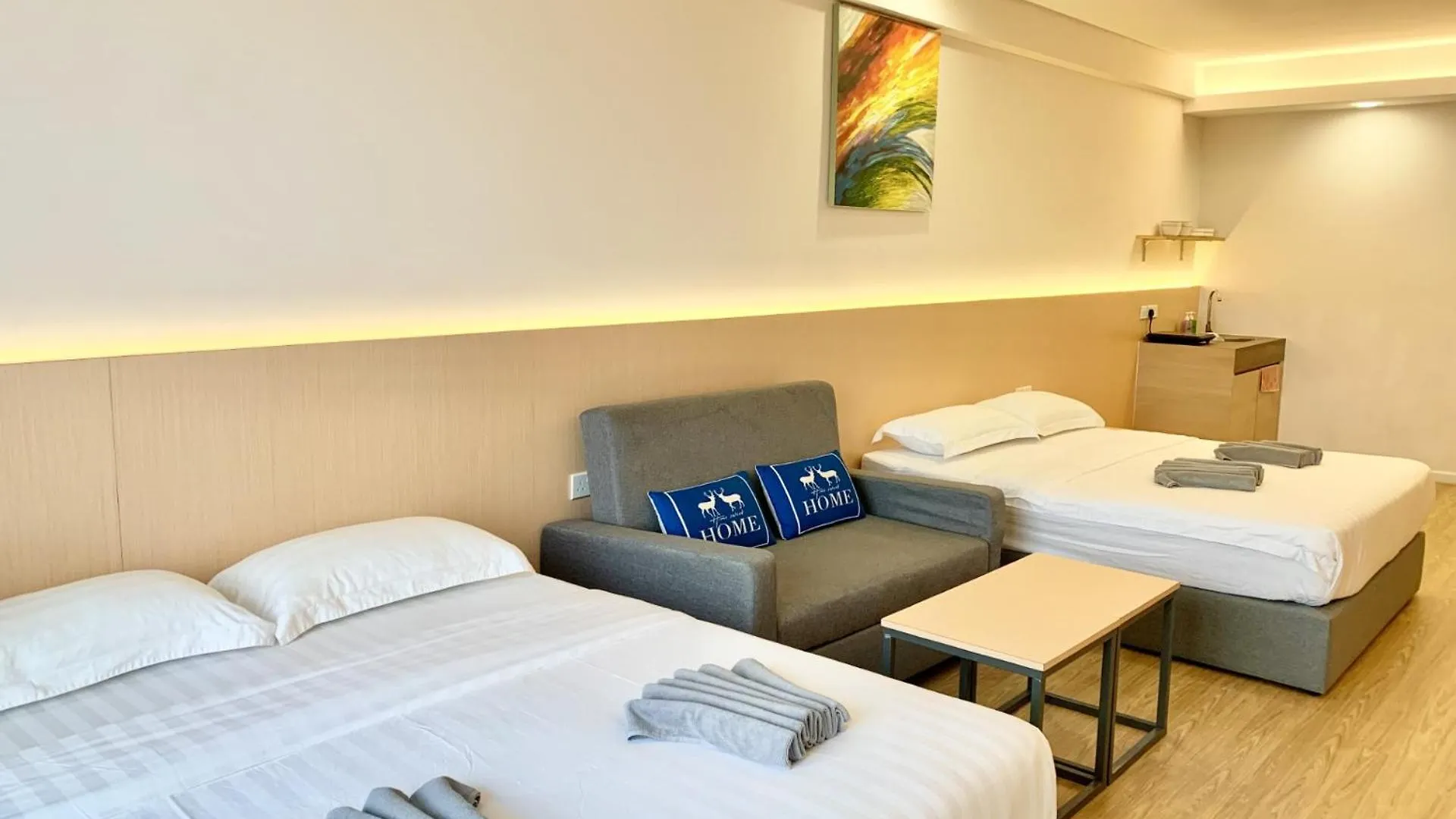 Deco Home @ Aru Suites Kota Kinabalu 0*,