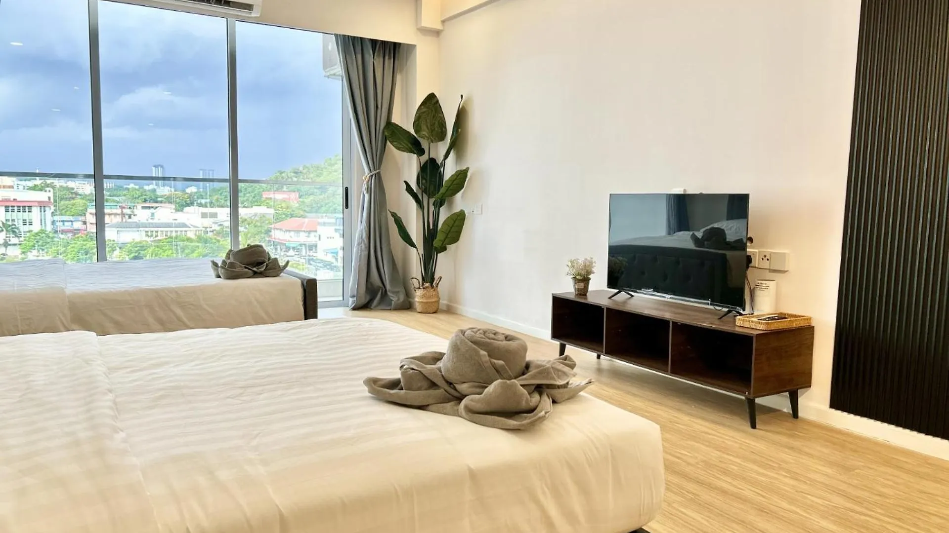 Deco Home @ Aru Suites Kota Kinabalu