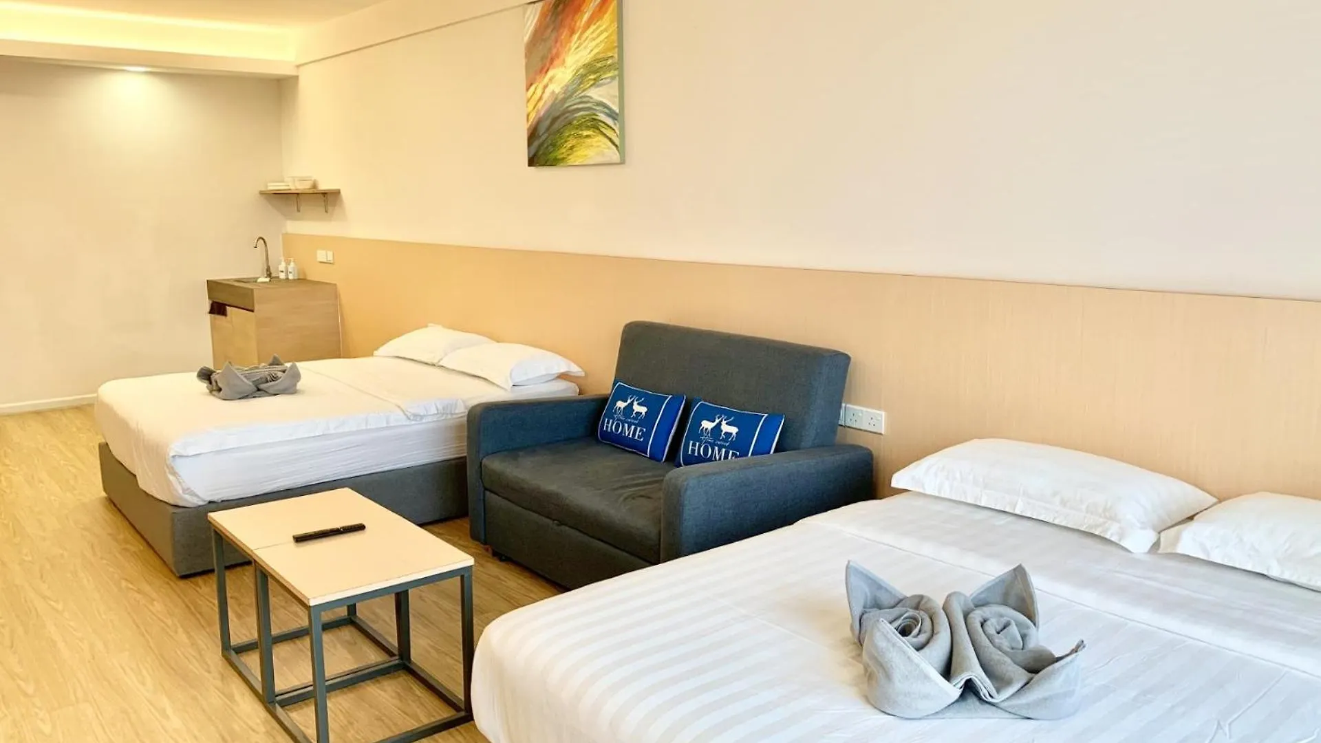 Deco Home @ Aru Suites Kota Kinabalu Apartament
